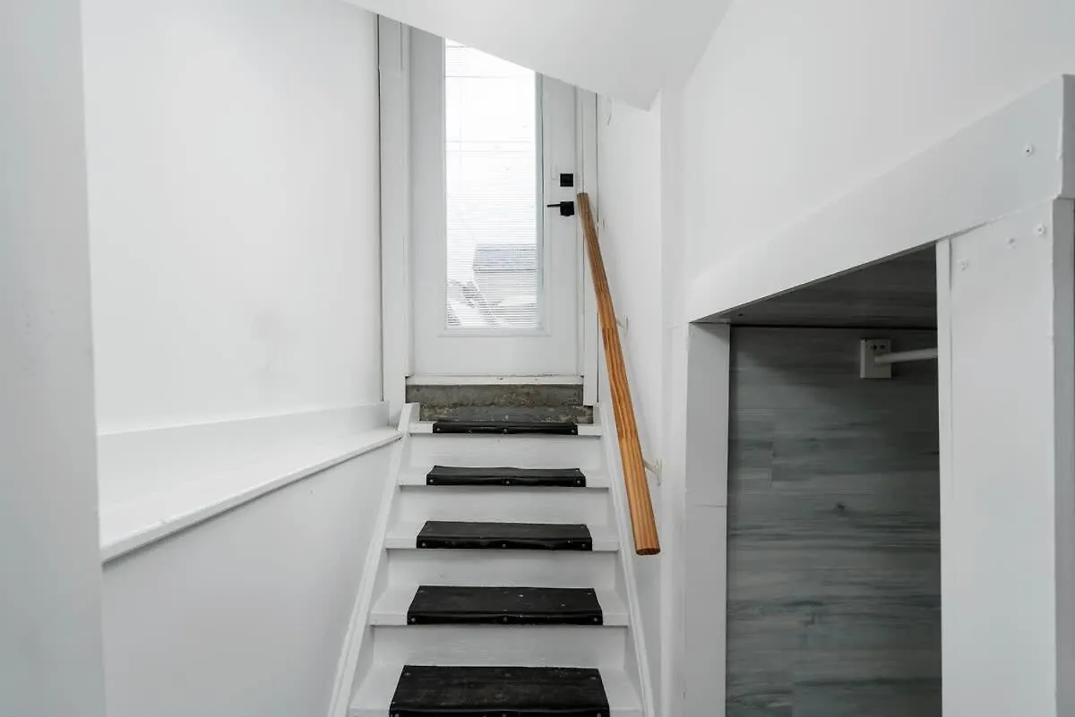 Private 2 Storey Home With 3Br-2Ba By Queen West Toronto 0*,  Canada