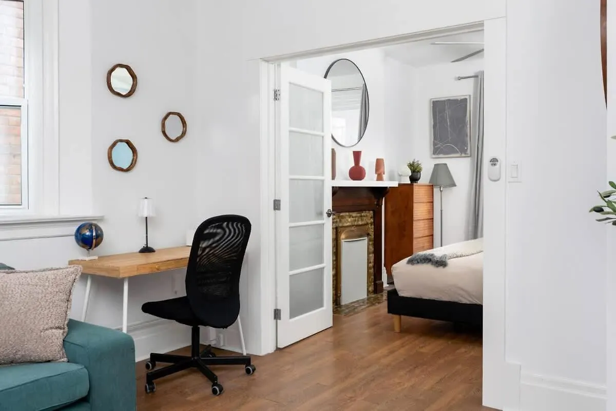 Private 2 Storey Home With 3Br-2Ba By Queen West Toronto