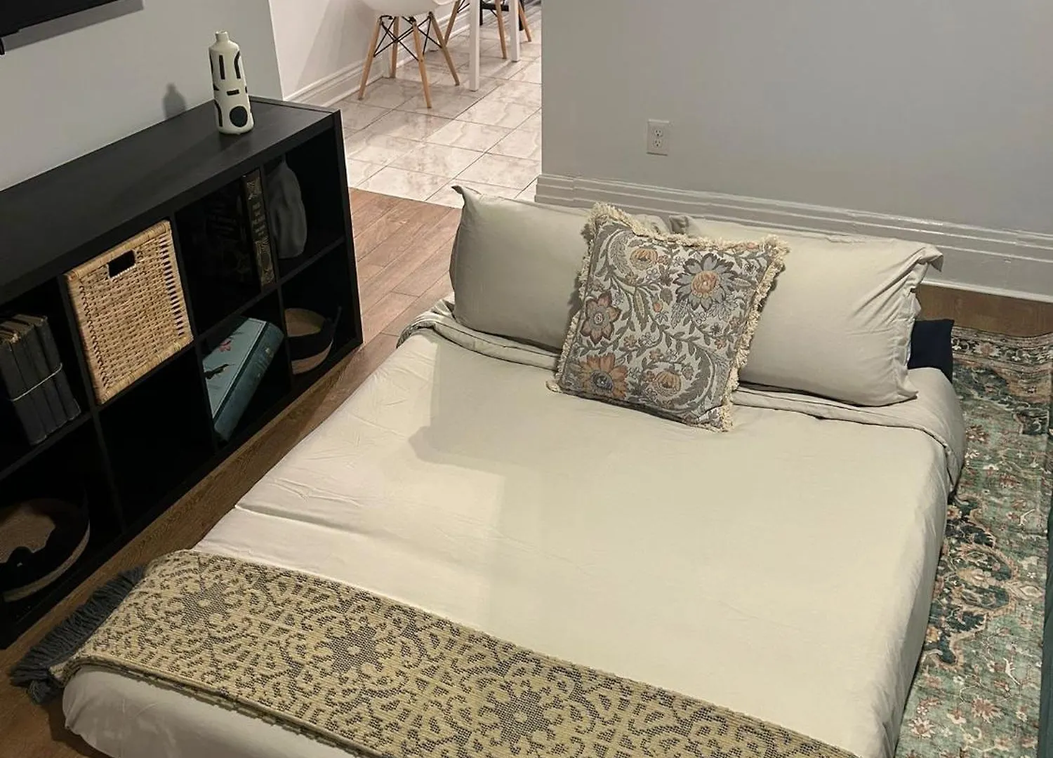 Private 2 Storey Home With 3Br-2Ba By Queen West Toronto Holiday home
